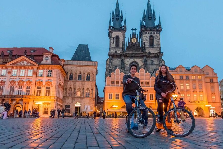 Prague: Grand Segway and eScooter Live Guided City Tour - Kampa, the Lennon Wall, and Charles Bridge