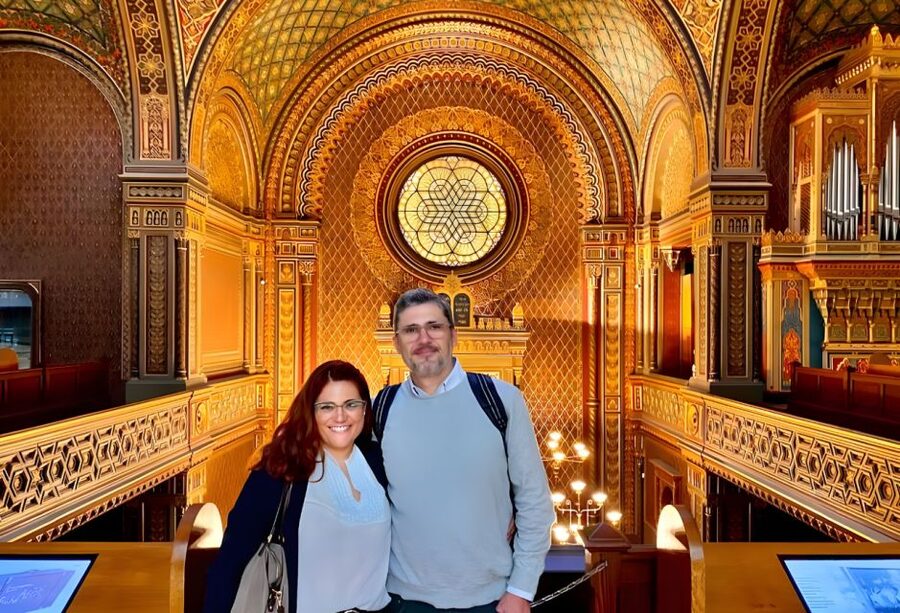 Prague: Guided Tour inside the Jewish Cemetery & Synagogues - Walking, Weather, and the Right Pace