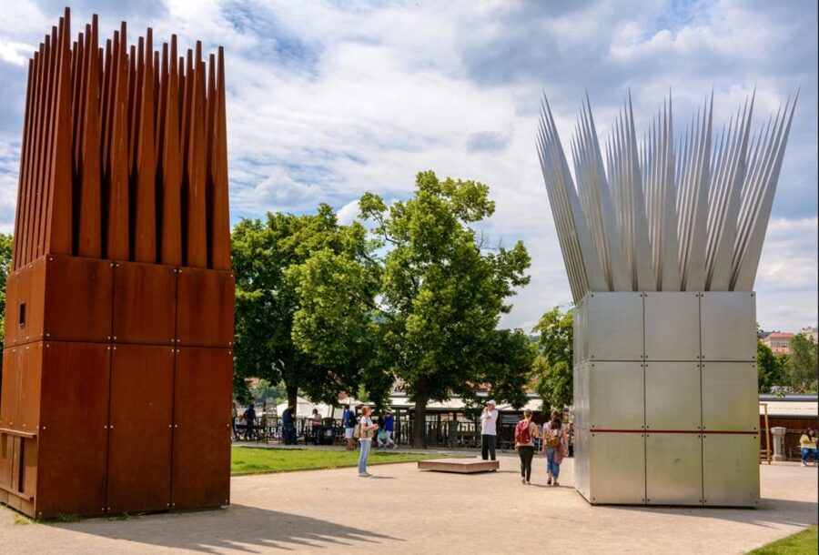 Prague: Half-Day City Highlights Walking Tour - Starting beside the Vltava at Čech’s Bridge