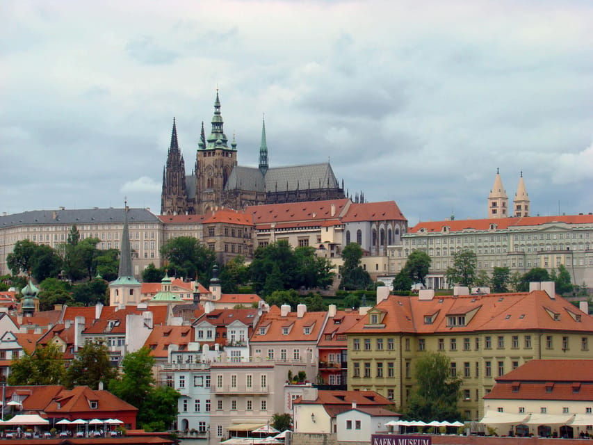 Prague: Highlights of Prague Private Half-Day Tour by Car - St. Vitus Cathedral and the Castle walk