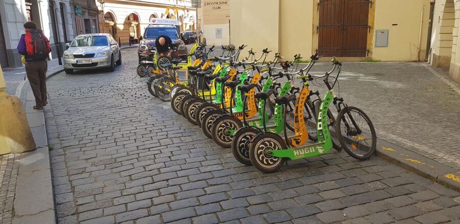 Prague: Highlights Tour on e-Scooter or eBike - Kafka’s strange art and Prague’s narrowest street