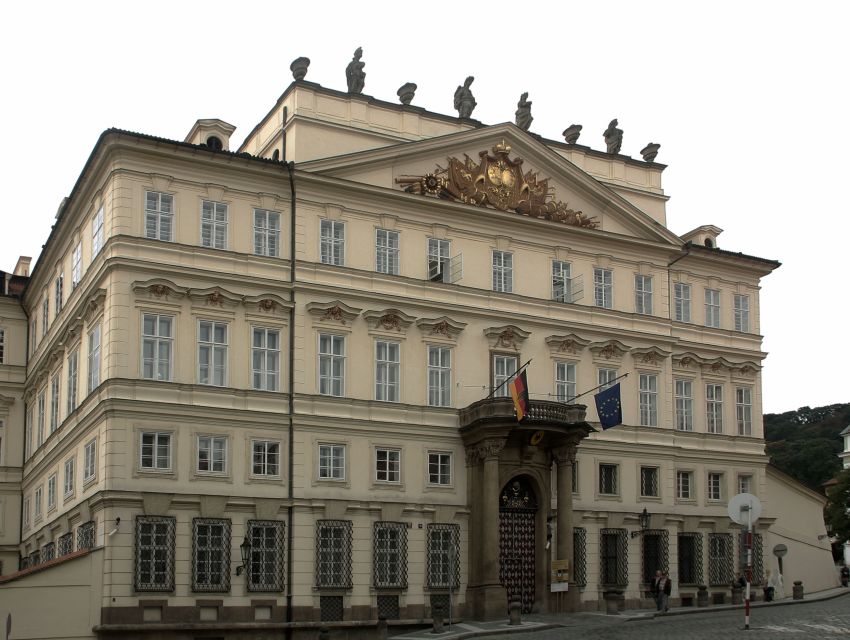 Prague: Highlights Walking Tour to the German embassy 1989 - Josefov, the Old Jewish Cemetery, and Prague’s layered past