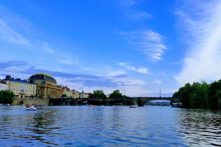 Prague: Historic City Center Bus Tour with Top Sights - Through Lesser Town and back to Pařížská 1