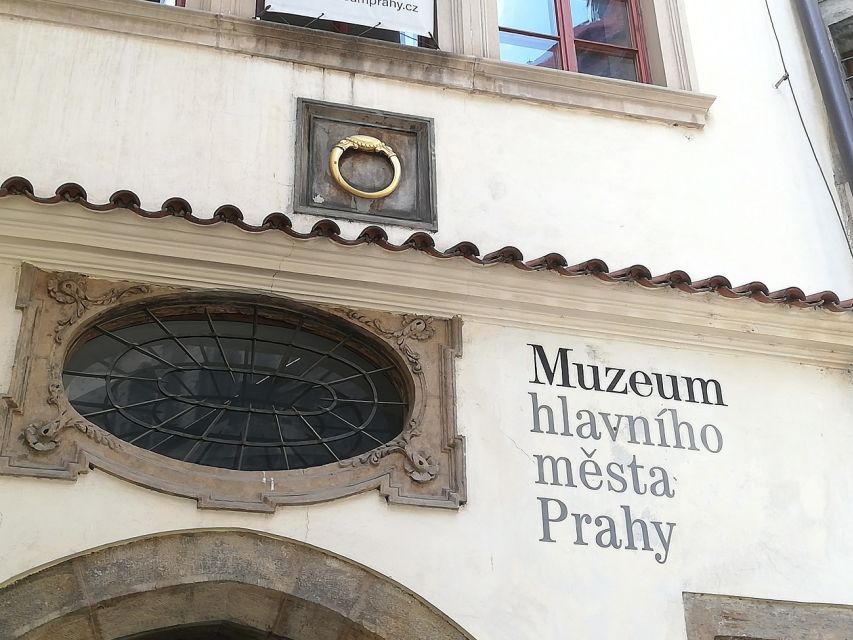 Prague: House at the Golden Ring Entry Ticket - The city administration and royal events
