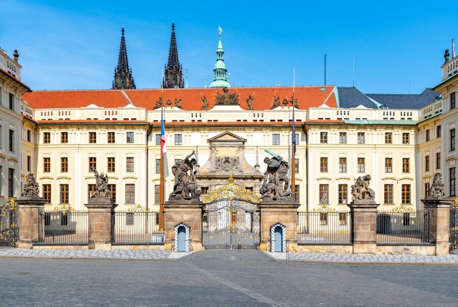Prague Hradcany Castle, St Vitus Cathedral Tour with Tickets - St Vitus Cathedral, Prague’s great Gothic landmark