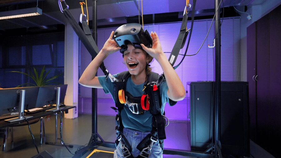 Prague: Hurricane Factory Parachute Jump VR Simulator - Who should book this Prague activity