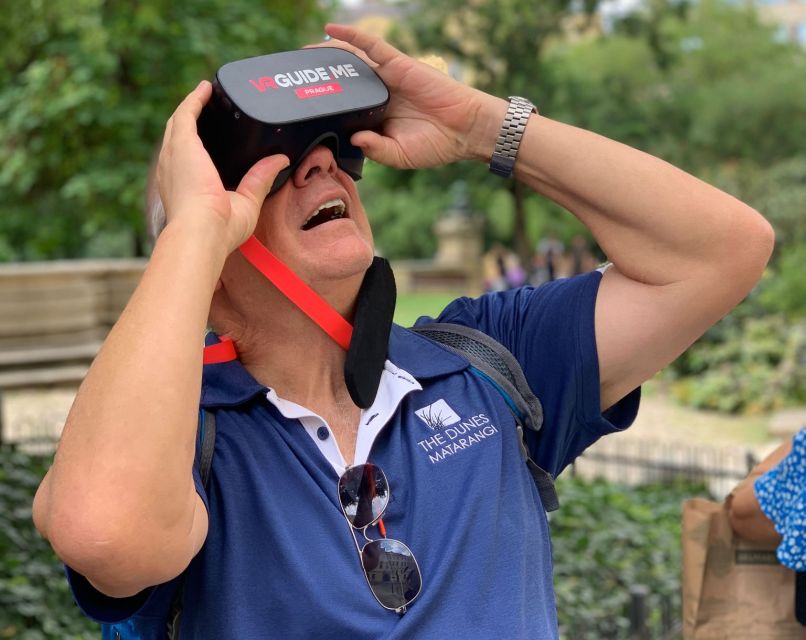 Prague: Immersive History Walking Tour and VR - Why the VR works better on a street than in a museum