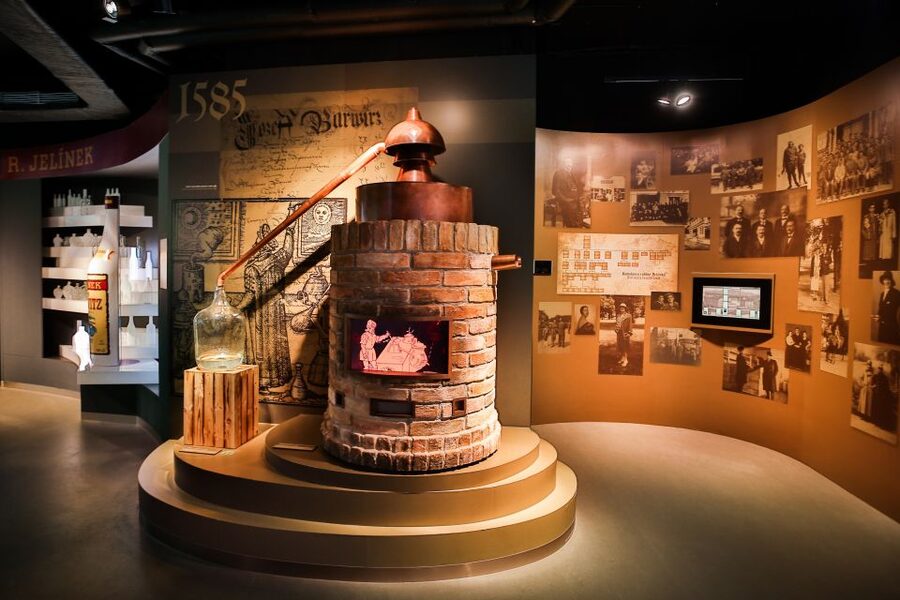 Prague:Interactive Museum of the National Drink with tasting - Starting with the interactive exhibition