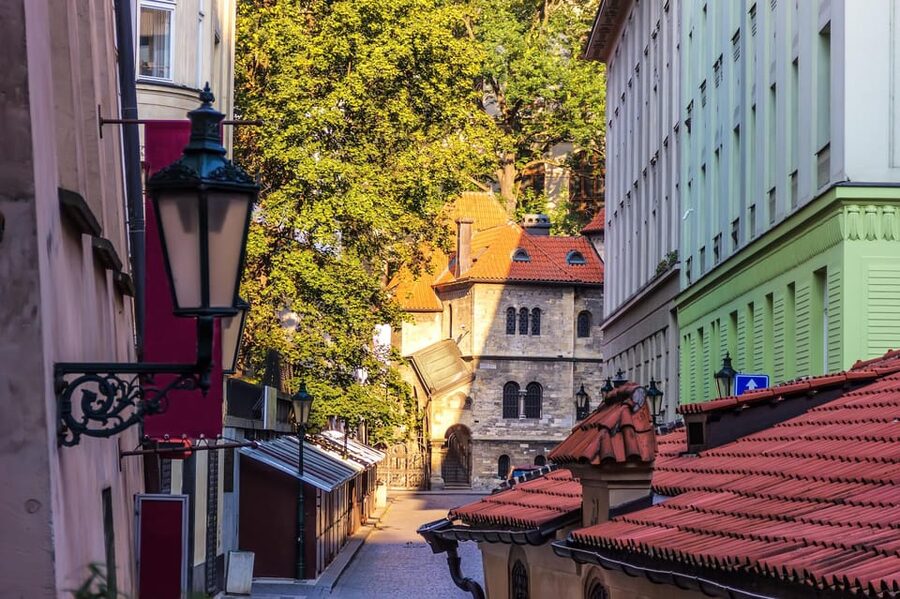 Prague: Jewish Quarter Half-Day Private Walking Tour - Key points at a glance