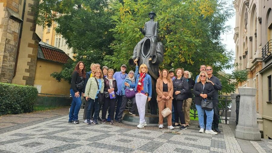 Prague: Jewish Quarter Half-Day Private Walking Tour - Pinkas Synagogue and the names of Czech victims