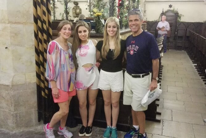 Prague Jewish Quarter Private tour - 3hours - Maisel Synagogue brings the timeline together