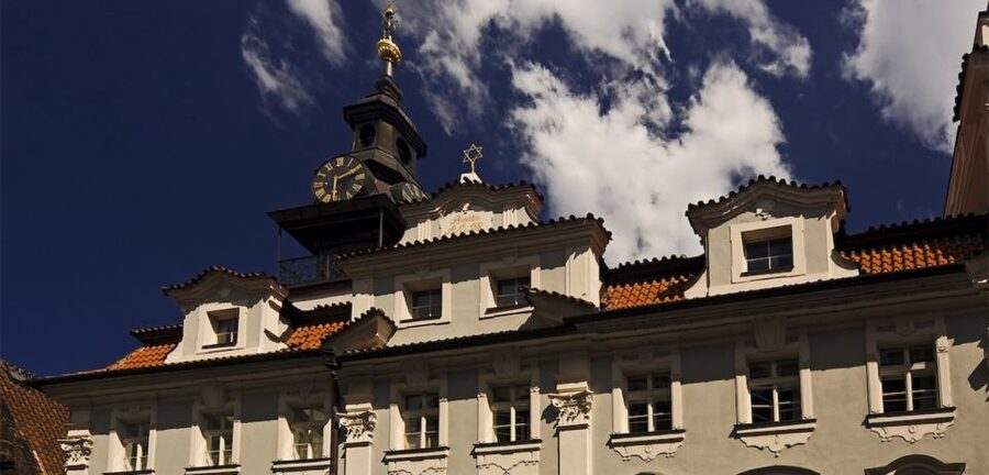 Prague Jewish Quarter Tour in French with Monuments Entrance - Why Josefov deserves a dedicated morning