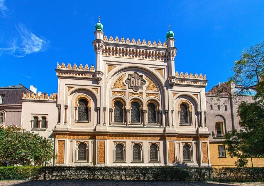 Prague Jewish Town/Skip-the-Line Official Entry Ticket - The Spanish Synagogue and its Moorish interior