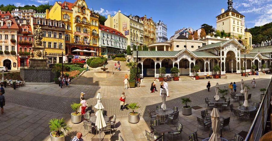 Prague: Karlovy Vary Day Trip with Watchtower and Funicular - Diana Observation Tower and the funicular