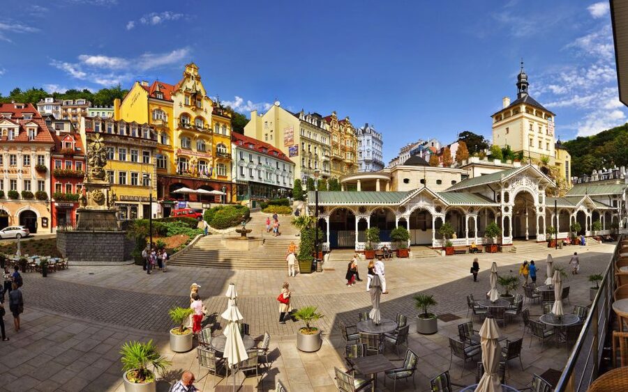 Prague: Karlovy Vary Day Trip with Watchtower and Funicular - Practical advice before you book