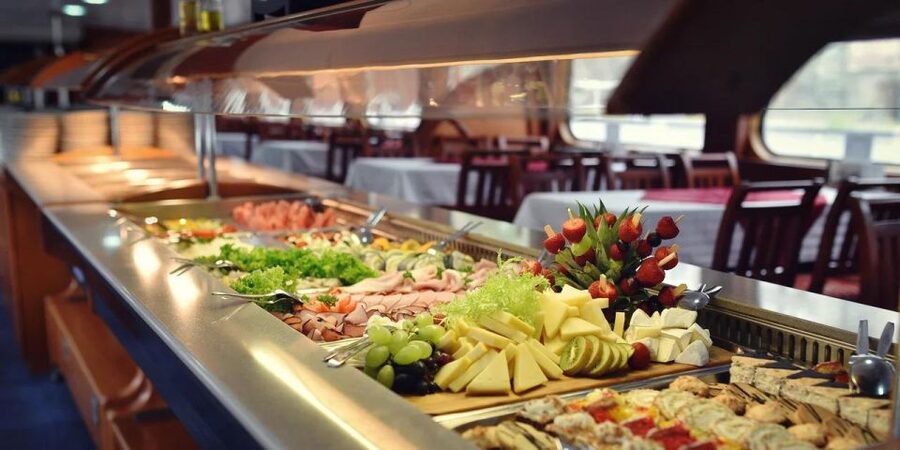Prague: Lunch Cruise on Vltava River with open Buffet - What You Actually Eat From the Buffet
