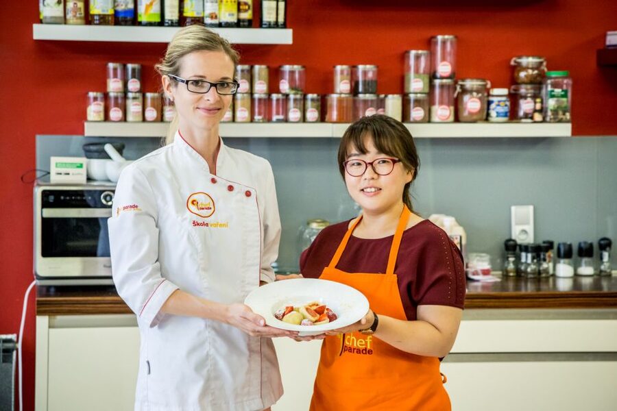 Prague: Market Tour and Traditional Czech Cooking Class - Dumplings and Czech sweets