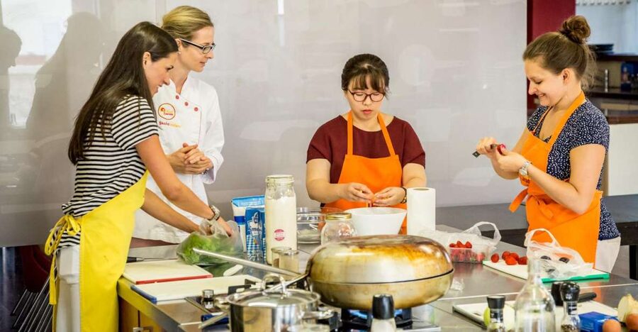 Prague: Market Tour and Traditional Czech Cooking Class - Is the $227 price good value?