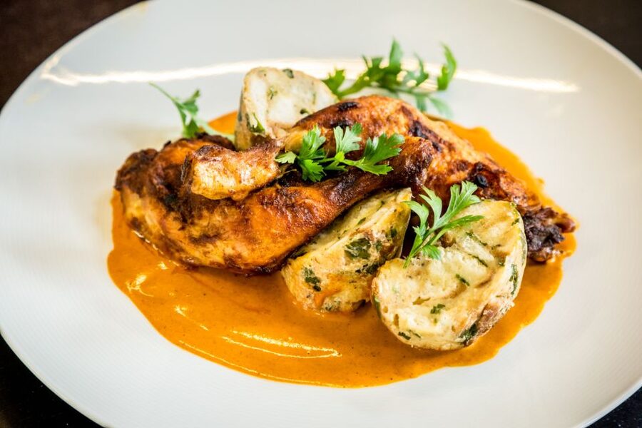 Prague: Market Tour and Traditional Czech Cooking Class - Should you book Chefparade?