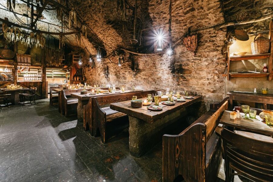 Prague: Medieval Dinner with Unlimited Drinks - Is the food worth the $75 price?