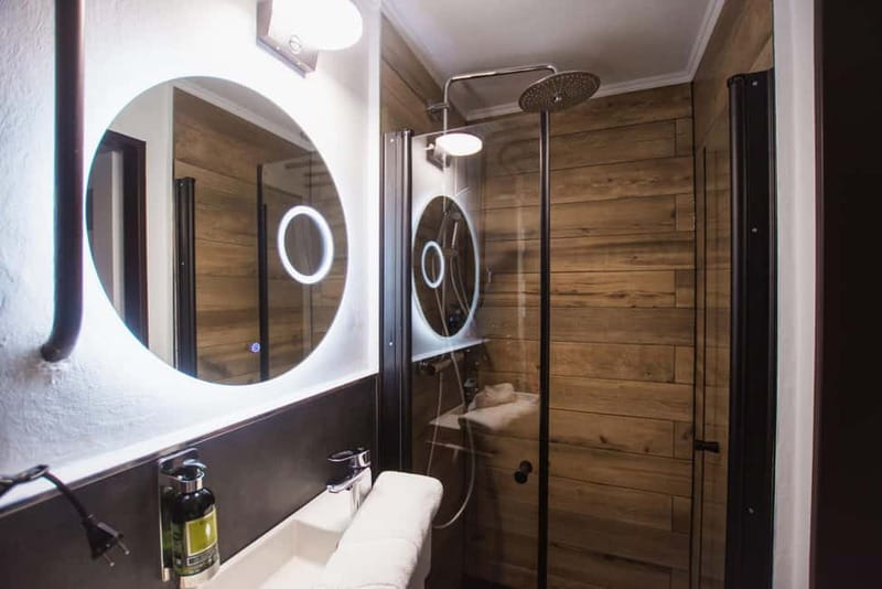 Prague: Modern Private Spa with Jacuzzi and Sauna - Is $50 per person good value?