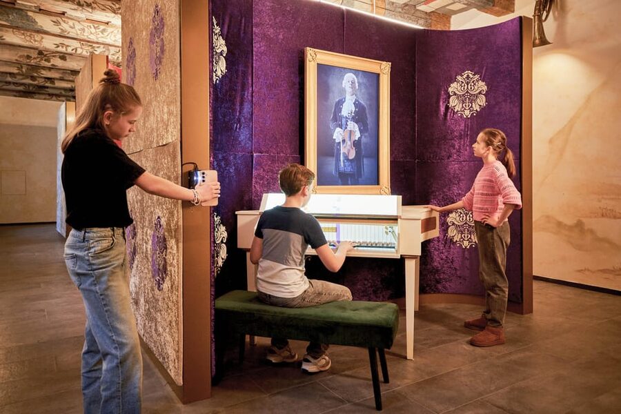 Prague: Mozart Interactive Museum Entry Ticket - Entertaining Empress Maria Theresa