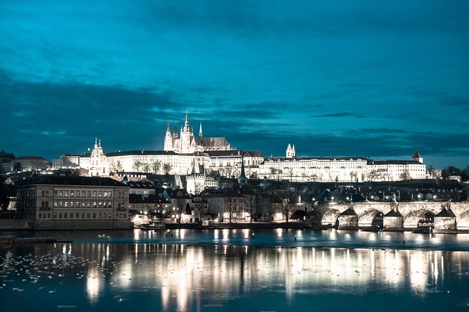Prague Night Tour and River Vltava Dinner Cruise - Prague by night, from Republic Square to the Vltava