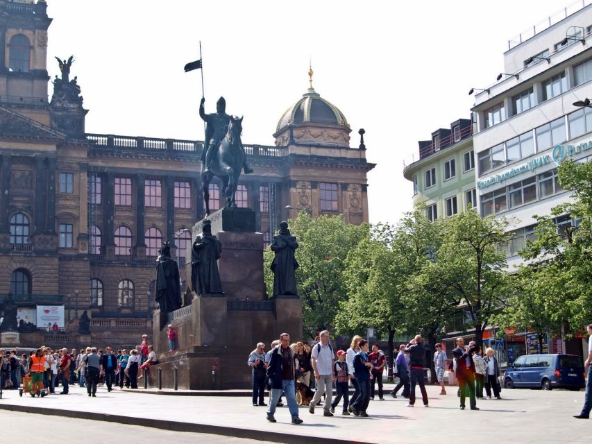 Prague: Old, New, and Jewish Towns Guided Walking Tour - Why three Prague districts make a smart introduction
