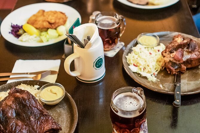 Prague Old Town And Beer Walking Tour Including Dinner - What the guide can add to the night