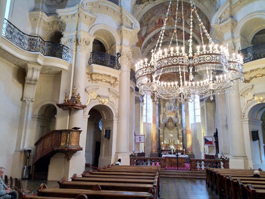 Prague: Old Town and Classical Concert Tour - Starting at Old Town Square with a local guide