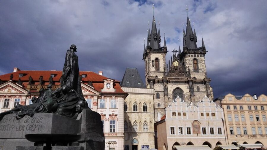 Prague: Old Town and Classical Concert Tour - How the two parts work together