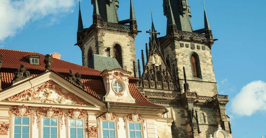 Prague: Old Town and Jewish Quarter Guided Tour in German - Kafka’s birthplace and the old Jewish Quarter