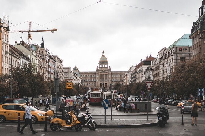 Prague: Old Town and Jewish Quarter Small-Group Tour - Why this makes a useful first walk in Prague