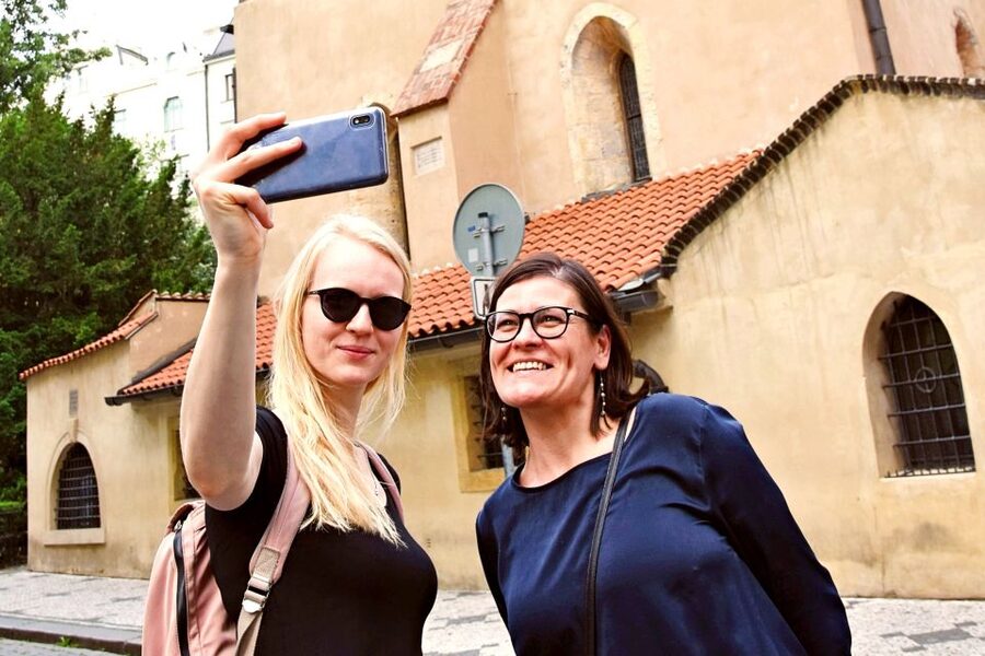 Prague: Old Town and Jewish Quarter Tour - Is $24 a fair price for 90 minutes?