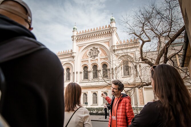 Prague Old Town and Jewish Quarter Walking Tour - Starting beneath Týn Church at 10:30
