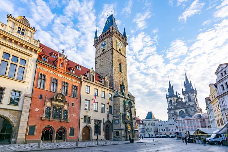 Prague: Old Town Guided Walking Tour and City Boat Ride - Charles Bridge and the move to the boat
