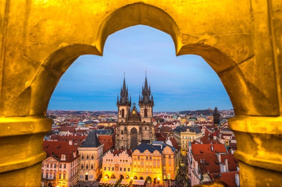 Prague: Old Town Highlights Private Guided Walking Tour - Timing, meeting point, and practical details