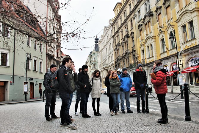 Prague Old Town, Medieval Underground and Dungeon Historical Tour - The real value of the Old Town walking section