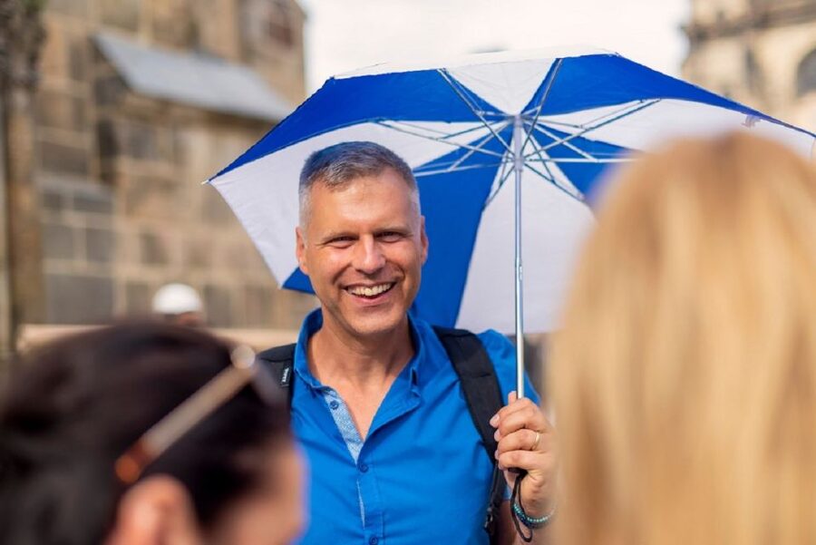 Prague: Old Town Tour & National Museum Skip-the-Line Ticket - What this Prague combination tour really offers