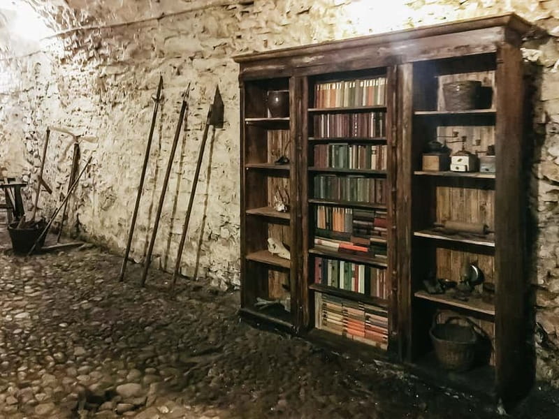 Prague: Oldtown, Medieval Underground & Dungeon History Tour - Is $30 a fair price?