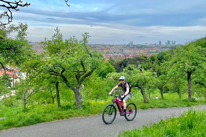 Prague on E-Bike: Explore Greater Downtown Parks & Epic Views - Santoška Park and Náplavka slow the middle section