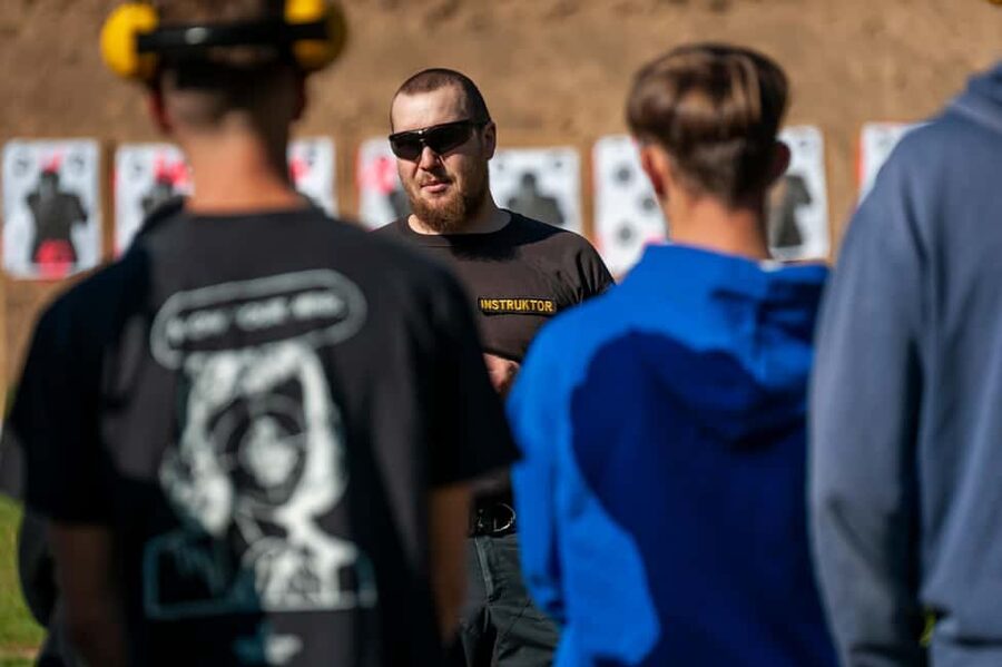 Prague: Outdoor Shooting Experience with up to 10 Guns - Should you book the Prague outdoor shooting experience?