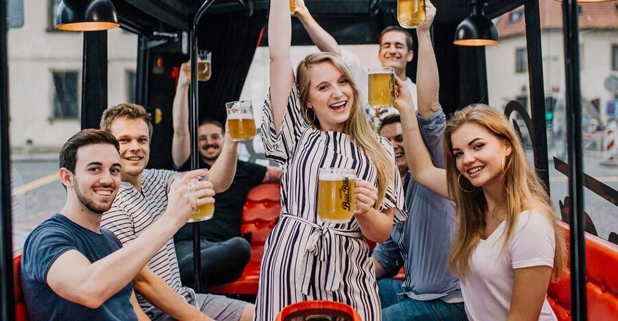 Prague: Party Beer Bus - Prague Castle and Lesser Town