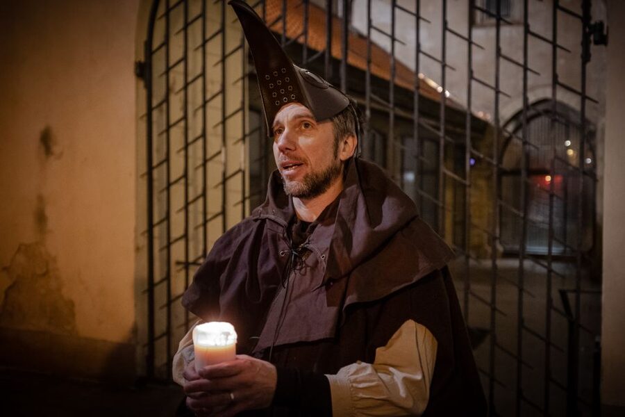 Prague: Plague Doctor Old Town History Walking Tour - Mariánské náměstí and the city behind the monuments