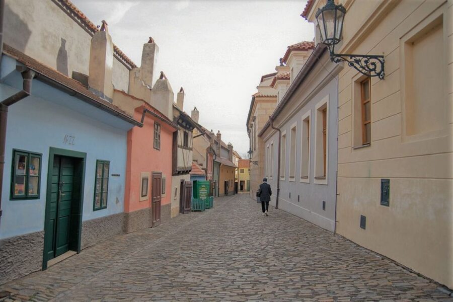 Prague: Prague Castle Complex Smartphone Audio Guide - St. George’s Basilica and the Premyslid story