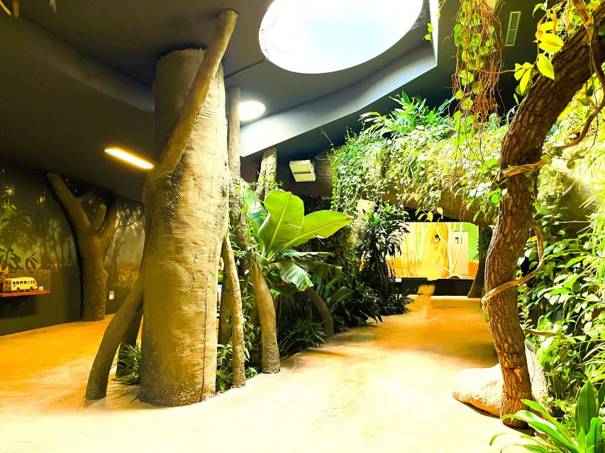 Prague: Prague Zoo Audio Guide with E-Ticket - Practical plan for a better visit