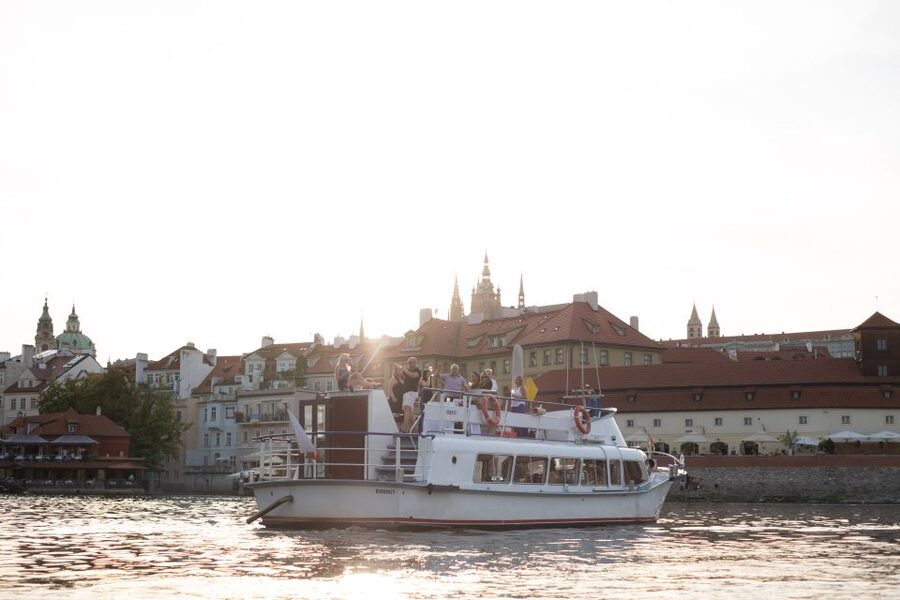 Prague: Private Beer Boat Cruise with Unlimited Beer - Your private boat and party setup