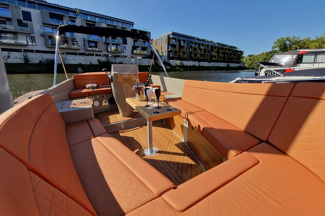 Prague Private Boat Tour - 2 Hours - Why a small boat changes the Prague view