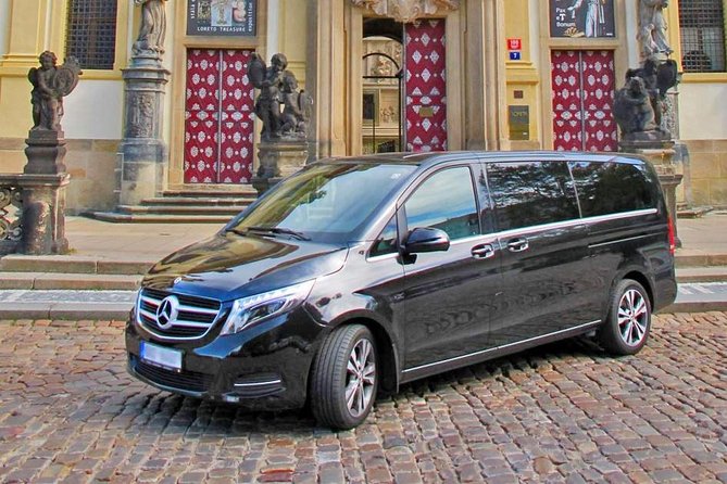 Prague Private Custom Full-Day Tour: Prague Castle and Old Town - Down through Lesser Town to Charles Bridge