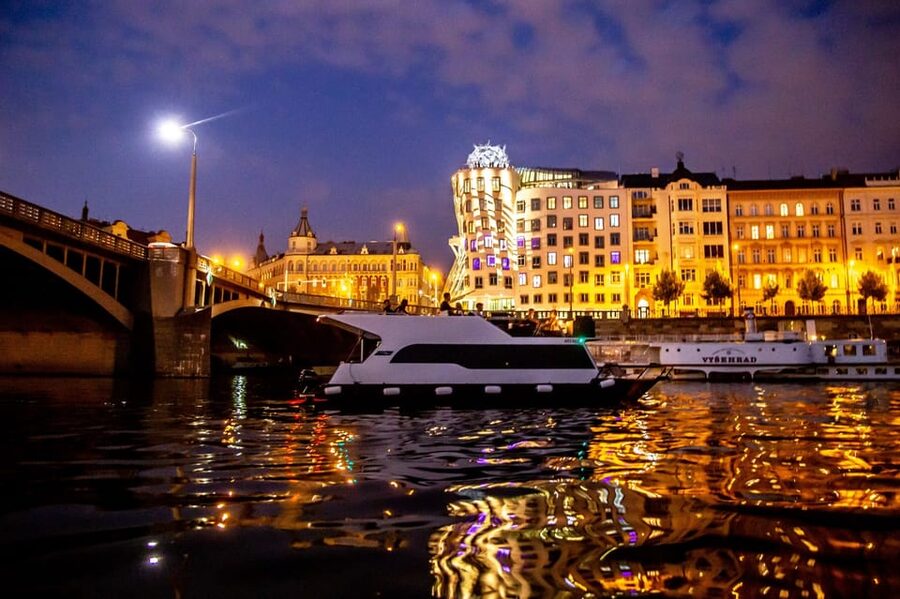 Prague: Private River Cruise with Unlimited Beer or Prosecco - The central Prague route and its main sights